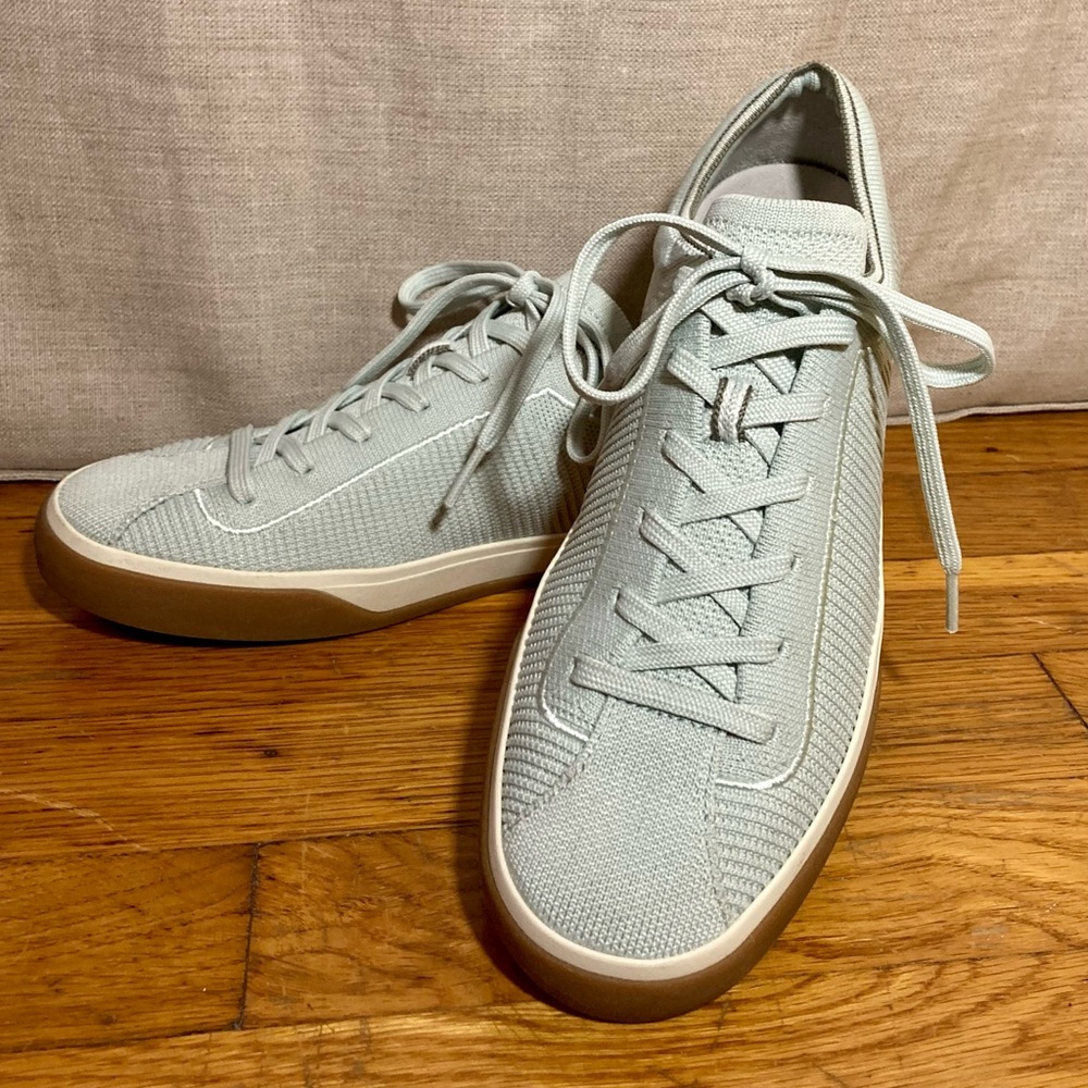 Rothy’s Lace up sneakers in Spearmint